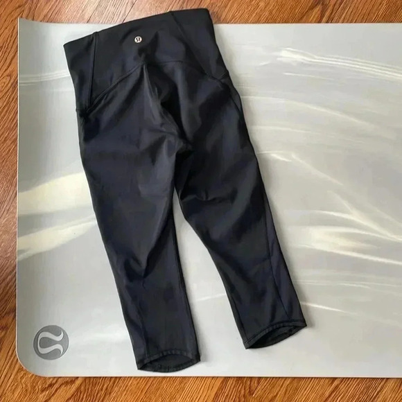 Lululemon I 4 - Picture 4 of 12